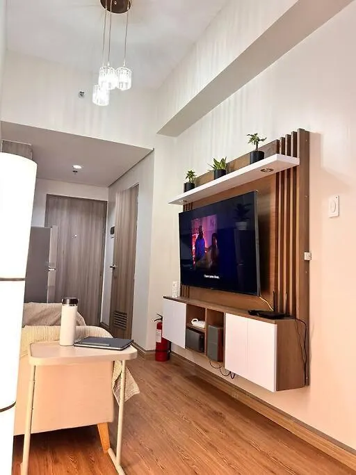 Casa Bella At S Residence, Near Sm Mall Of Asia Manila